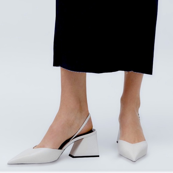 Zara Shoes - NWOB ZARA Slingback White Mule Pumps Geometric Block Heel Pointed Toe US 8 EU 39